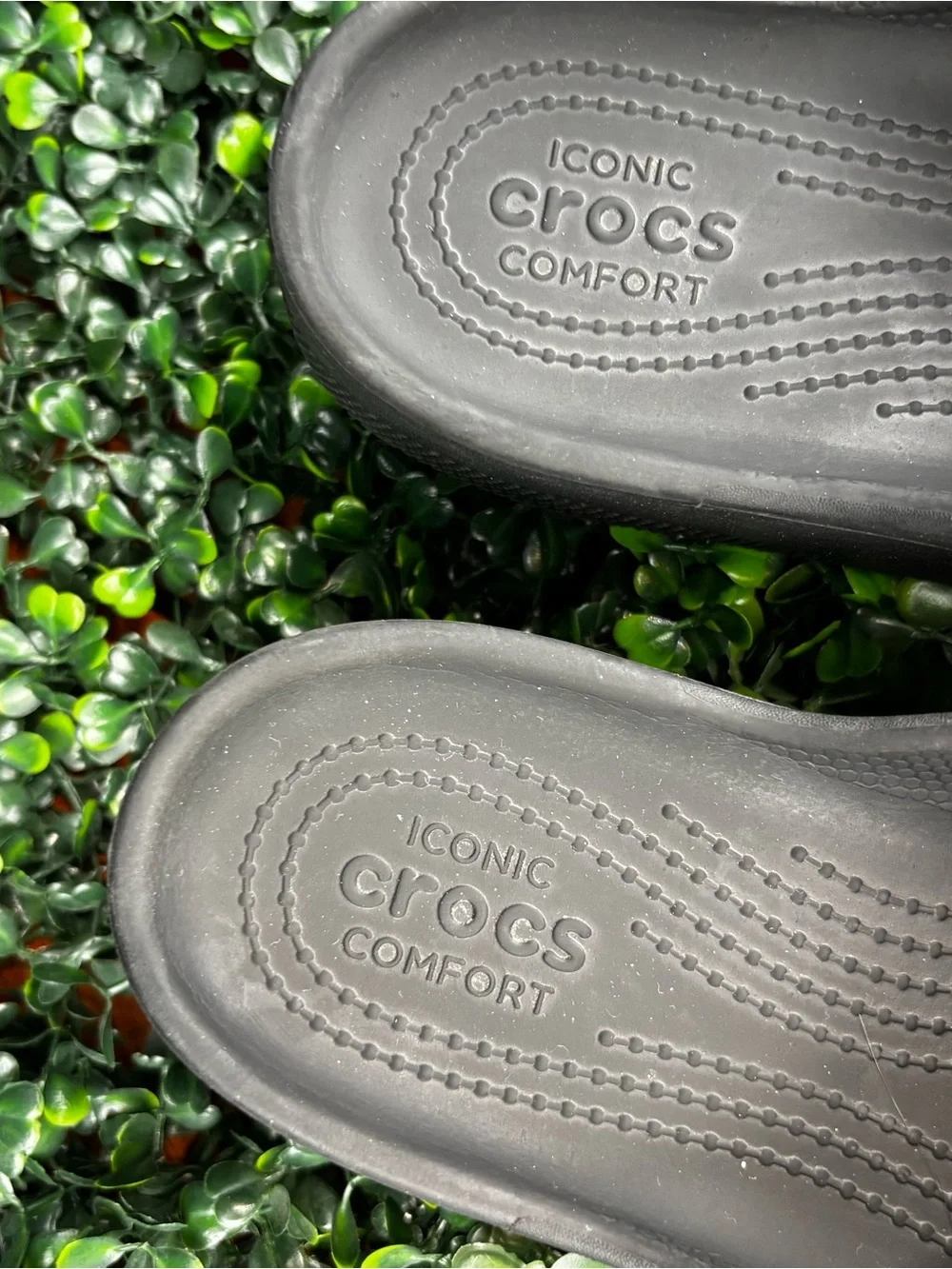 CROCS Black Casual Slip-On Clog